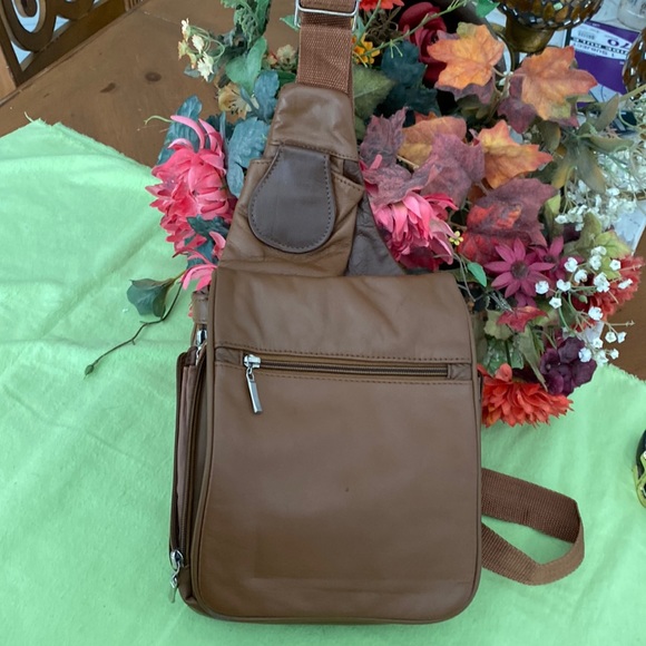 Men's Crossbody bag genuine leather. - Picture 2 of 16